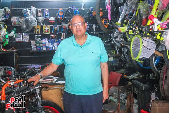احمد حجازى تاجر دراجات